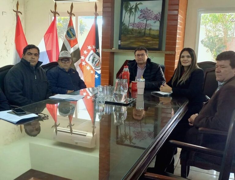 Piden a Cristian Franco que se declare de Interés Departamental el proyecto de la ruta asfaltada que unirá varias comunidades rurales