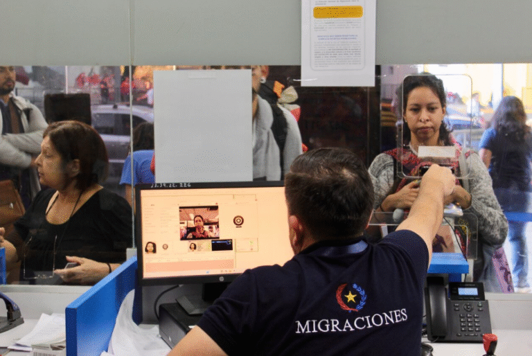 Brasileños, argentinos y alemanes son los principales aspirantes a residencia en Paraguay