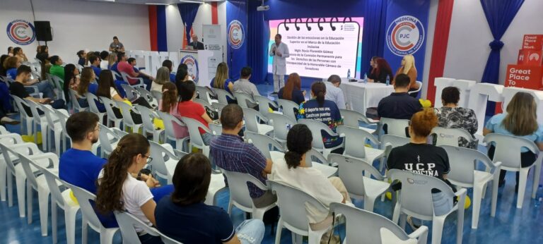 Se llevó a cabo una jornada de medicina en la Universidad Central del Paraguay