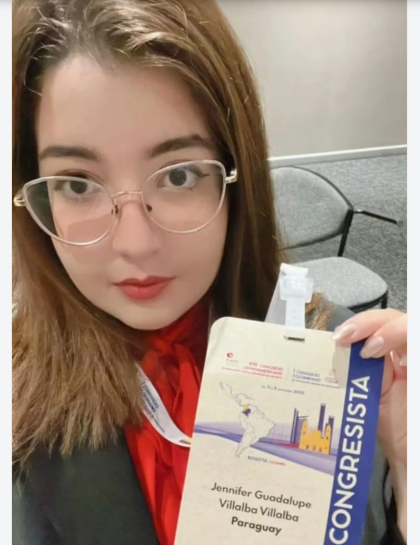 Jennifer Villalba, estudiante de medicina de una Universidad local, ha logrado reconocimiento en el ámbito académico latinoamericano
