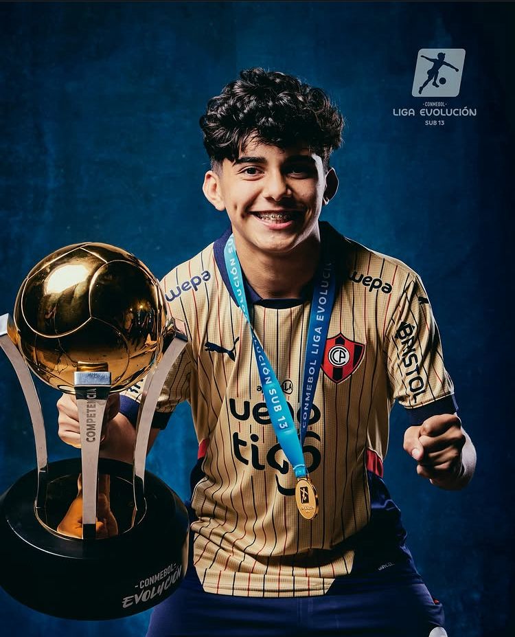 Un joven Pedrojuanino Campeón sudamericano con la Sub 13 de Cerro Porteño