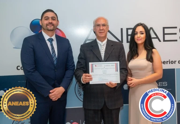 UCP obtiene certificación de la ANEAES para carrera de Medicina en PJC