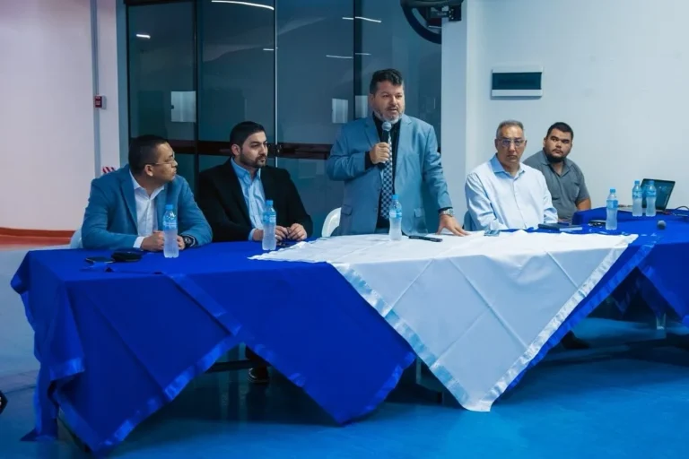 UCP Celebra Cierre Académico con Destacada Presencia de Altos Directivos Administrativos y Académicos