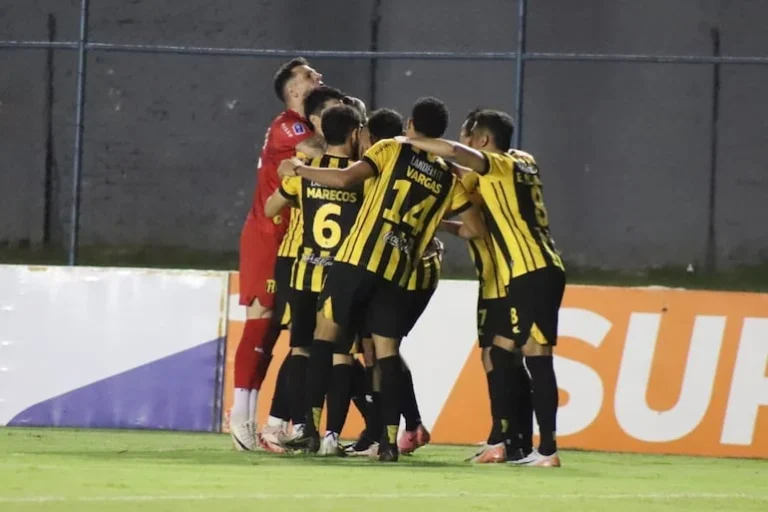 Copa Paraguay: Guaraní logra avanzar entre los cuatro mejores tras sufrir mucho.