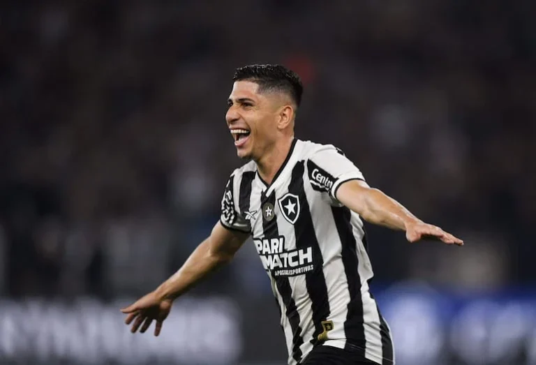 Botafogo derrota contundentemente a Peñarol en la Libertadores y Sudamericana – Fútbol Internacional