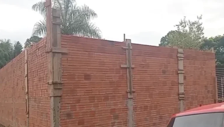 Albañil muere y otro queda herido tras ser atacados en predio de obras en Encarnación