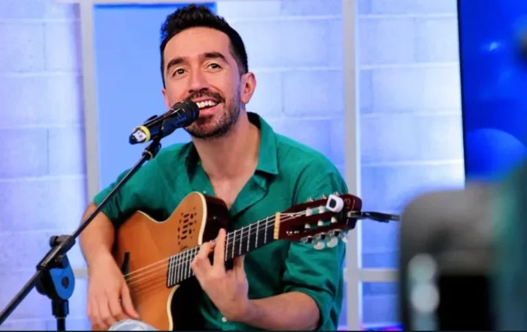 Músico protesta sobre realidad social con canción: “Mamá, ya no quiero ser presidente”