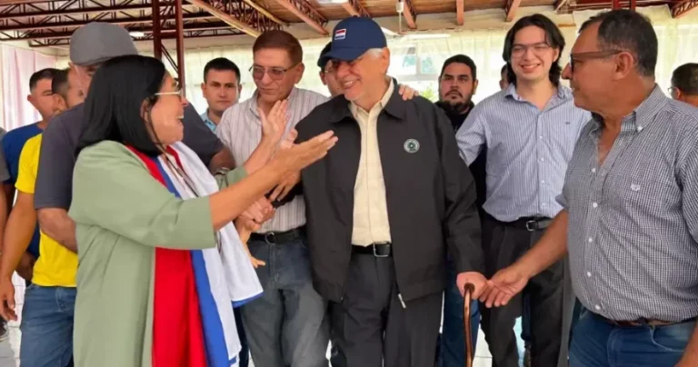 Lugo: «Mi deseo es seguir construyendo y seguir trabajando por el Paraguay»