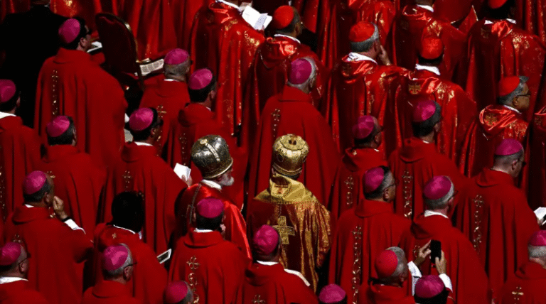 Cardenales vuelven a reunirse antes del cónclave: “Necesitamos un poco más de tiempo”