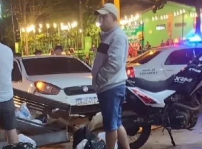 Colisión vehicular en barrio Guaraní deja heridos y daños