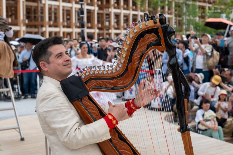 Sonidos del Paraguay resuenan en la Expo Osaka como símbolo de hermandad cultural