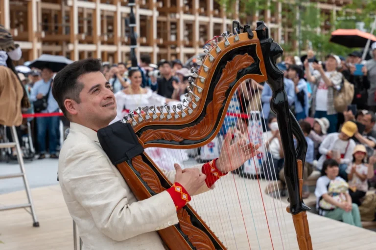 Sonidos del Paraguay resuenan en la Expo Osaka como símbolo de hermandad cultural