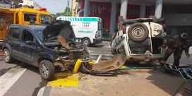 Choque de vehículos en zona céntrica