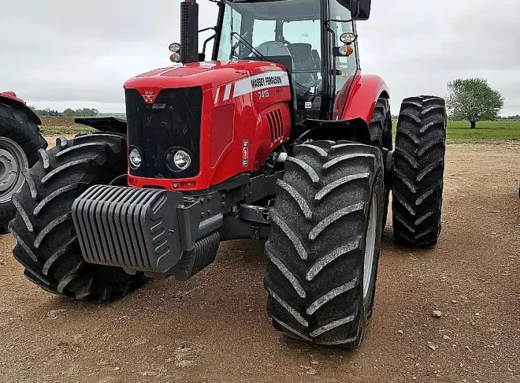 Robo de tractor en Bella Vista: Pistas apuntan a Concepción