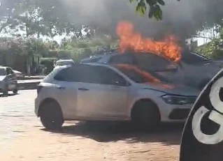 Este martes la ciudad de Capitán Bado fue escenario de un violento suceso que dejó dos personas muertas y dos vehículos calcinados.