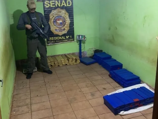 Antinarcóticos de la SENAD incauta carga de marihuana en centro de “enfriamiento”
