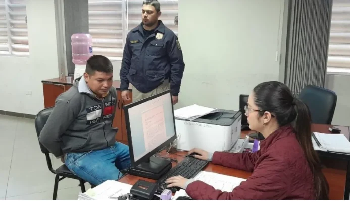 Imputan a supuesto autor de homicidio tras hallazgo de cuerpo en tambor en el barrio Bernardino Caballero