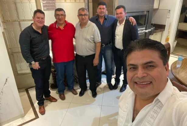 Santiago Benítez Cede su Precandidatura en Pro de la Unidad Partidaria en Pedro Juan Caballero