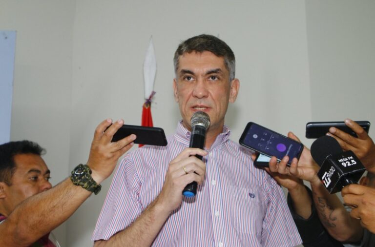 Ola de críticas al nombramiento del subcomandante de la Policía, la mas sonada es del intendente Ronald Acevedo