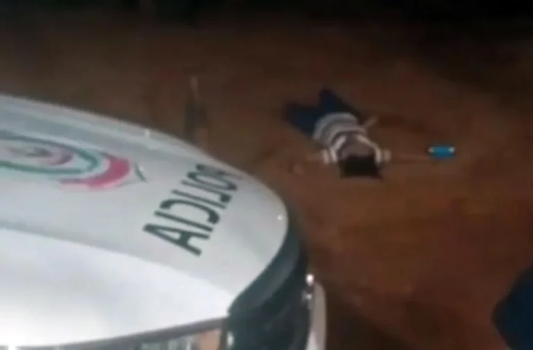 Mujer muere de un disparo mientras intentaba mediar en una disputa entre dos hombres durante un partido de vóley