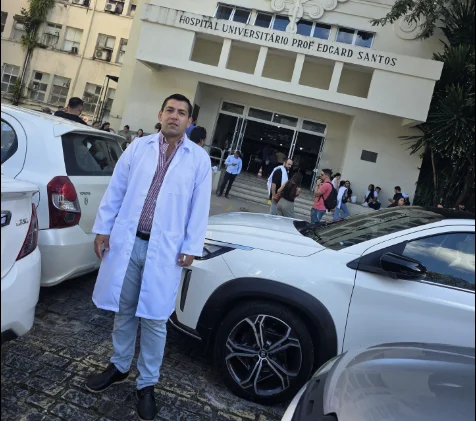 Reconocido cirujano Pedrojuanino ha superado con éxito el exigente examen de revalidación de título en Brasil.