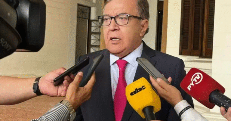 Nicanor Duarte Frutos advierte que derrota colorada en CDE podría darse en Asunción