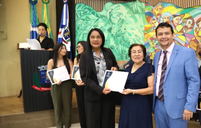 La Cámara Municipal de Ponta Porã homenajeó a la Universidad Central del Paraguay filial Pedro Juan Caballero