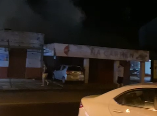 Incendio en copetín del barrio Bernardino Caballero