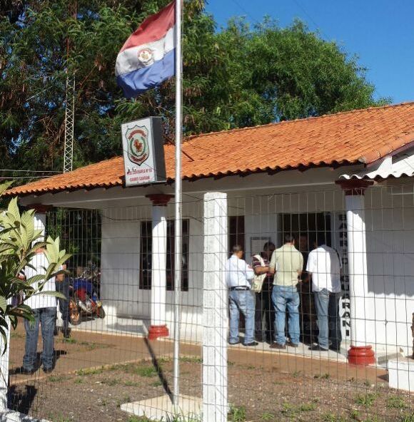 Un camionero, denunció haber sido víctima de un intento de secuestro en la tarde del lunes mientras conducía su motocicleta