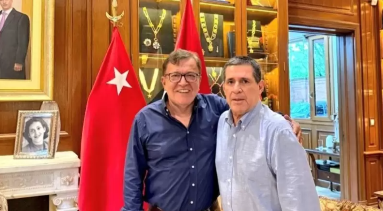 Nicanor Duarte Frutos advierte a Santiago Peña: «La soberbia es la víspera de la caída»