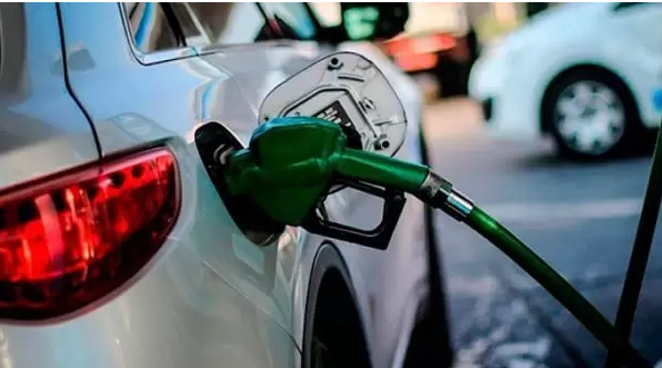 Efecto dominó del combustible golpea bolsillos