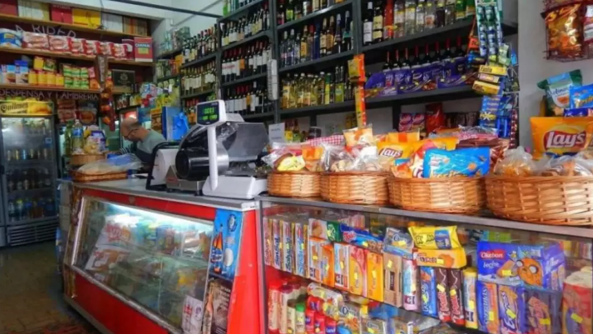 Comercios de barrio concentran la mayor parte de las compras básicas en Paraguay