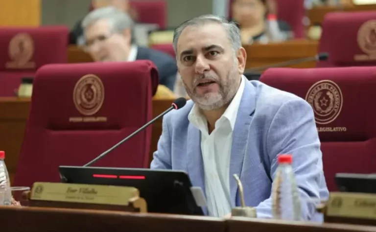 «Un día libre por cumpleaños no llevará a la bancarrota a nadie», dice senador