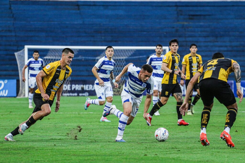 El “2” no levanta cabeza; empata en casa ante Guaraní 2-2