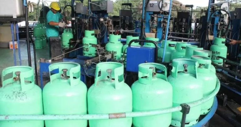 Golpe económico a los hogares: desde hoy se registra nuevo aumento del gas