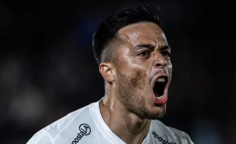 ¡Otra gran noche del Rey! Olimpia remonta a Vasco, toma la punta y acaricia los octavos de final