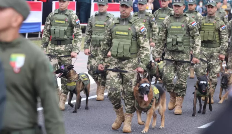 Gobierno acelera modernización militar y crea unidades contraterroristas con apoyo de EEUU