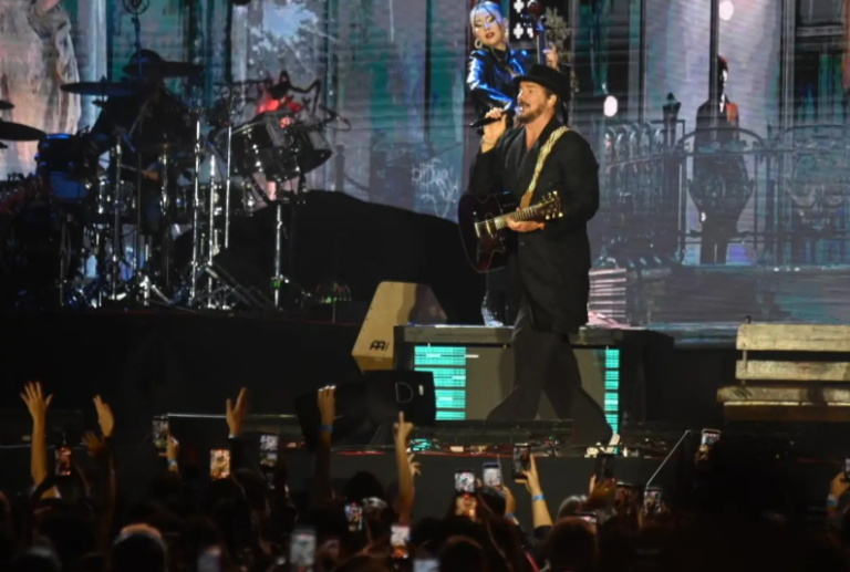 Ricardo Arjona y una emotiva noche parisina en el corazón de Asunción