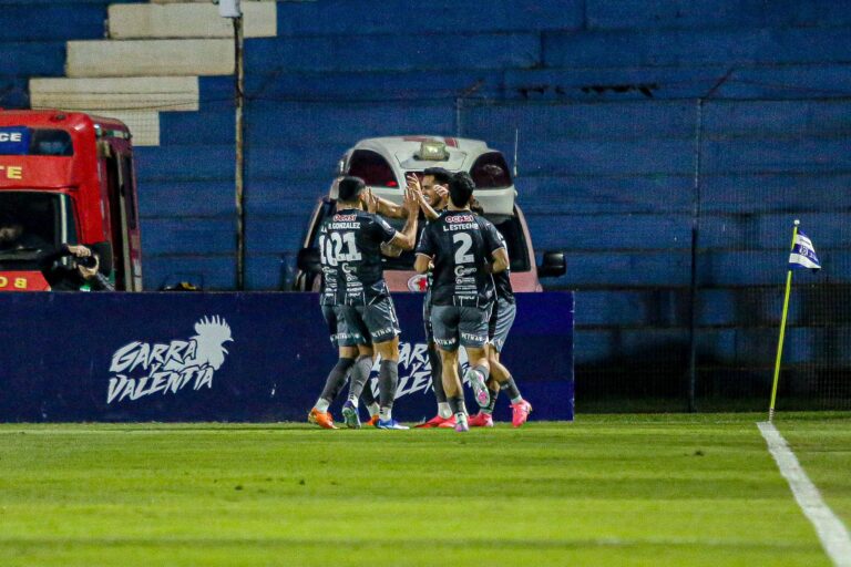 El “2” cierra el torneo apertura con derrota ante San Lorenzo