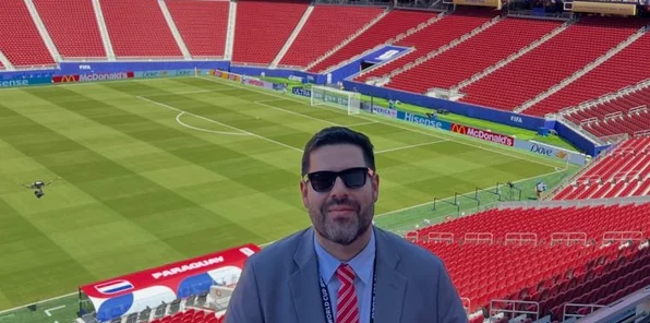 FIFA cancela credencial al periodista «Chipi» Vera tras duros insultos en vivo
