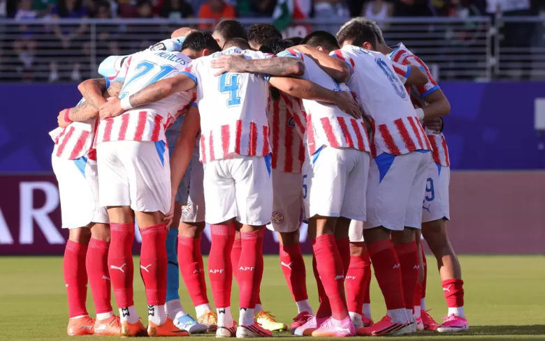 Paraguay empata con Australia y espera otros resultados para asegurar su clasificación