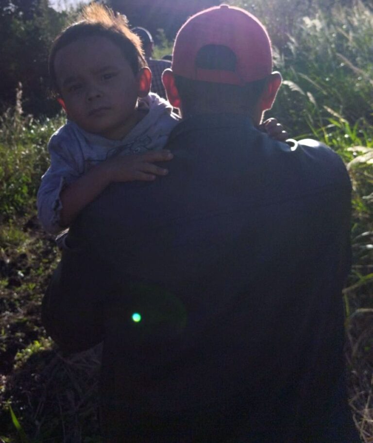 El pequeño Mathias fue encontrado sano y salvo