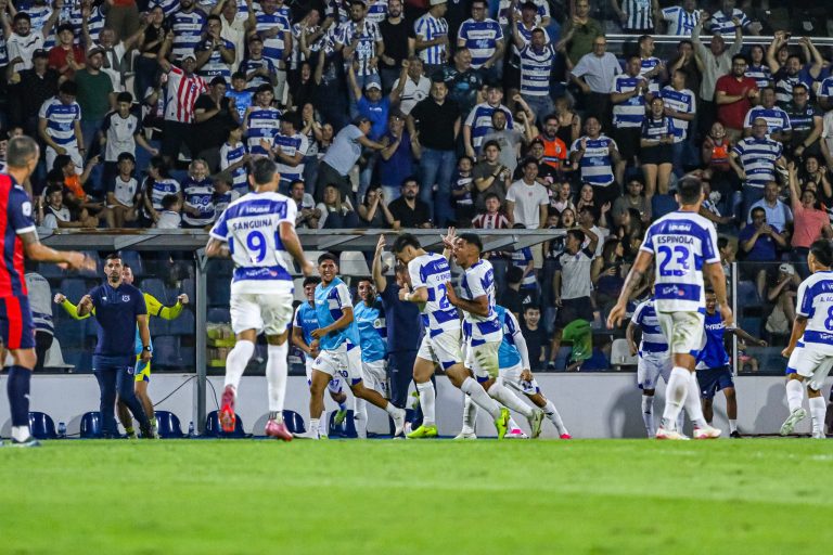 Histórico Triunfo del Sportivo 2 de Mayo: Anochecer Glorioso en el Amambay