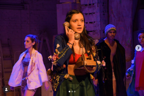 Actriz con raíces amambayenses triunfa en España: Laila Coronel se destaca en la serie “El Castillo”