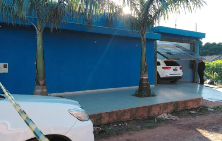 Un grupo armado irrumpió en una vivienda simulando un allanamiento, matan a una mujer y secuestran de un hombre