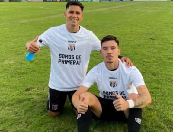 Dos Pedrojuaninos ascienden a primera con el Deportivo Santani